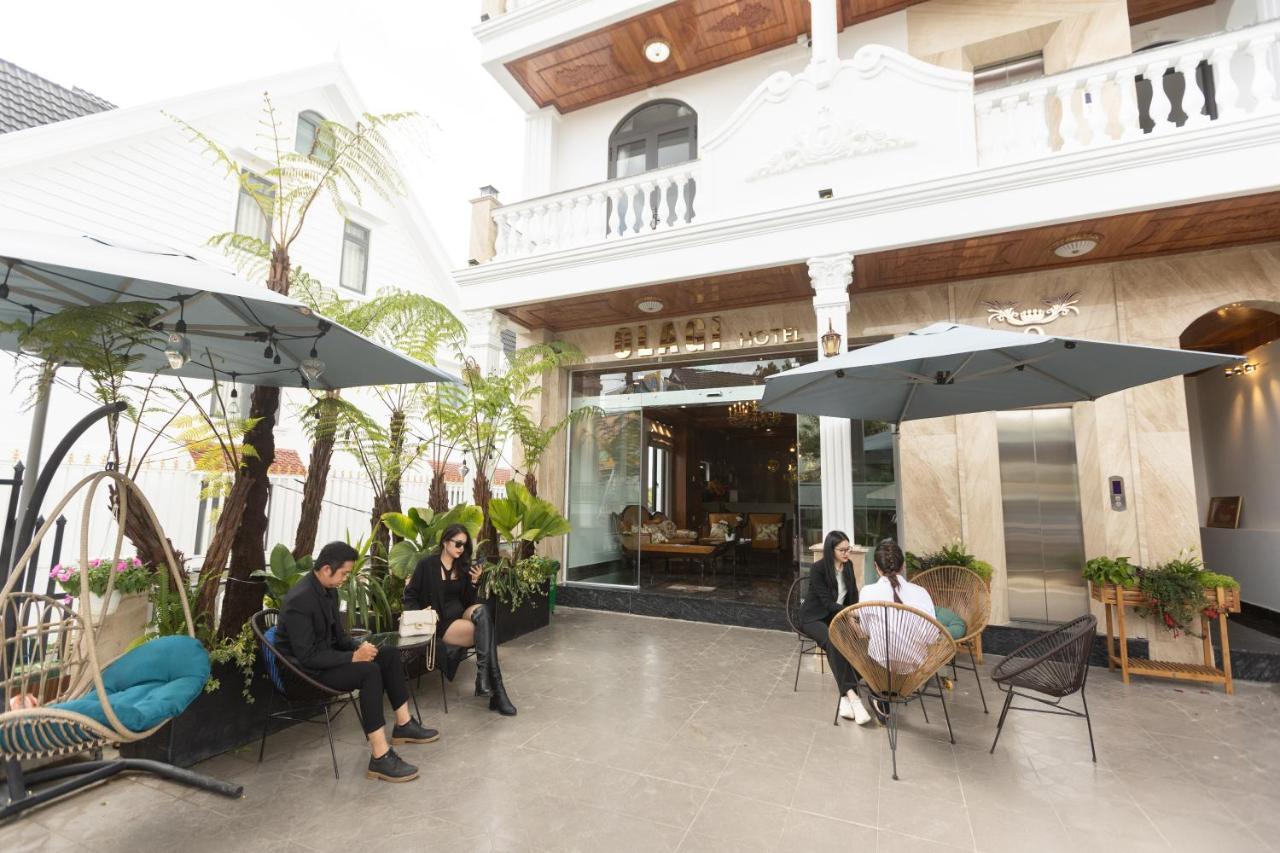 Olagi Hotel Da Lat Exterior photo